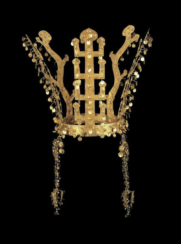  금령총 금관, 경주 금령총, 신라 6세기, 높이 27.0cm, <br/>  무게 356.4g, 보물, 본관9663 
