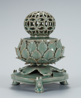  Celadon Incense Burner with Openwork Geometric Design, Goryeo (12th century), Height: 15.3cm, National Treasure 95 