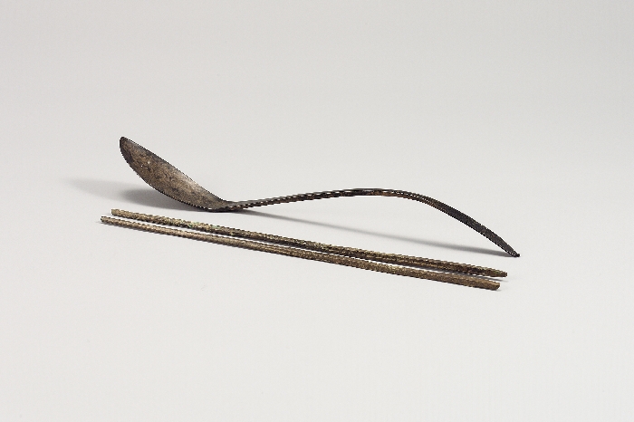 청동 수저 이미지 2 보기