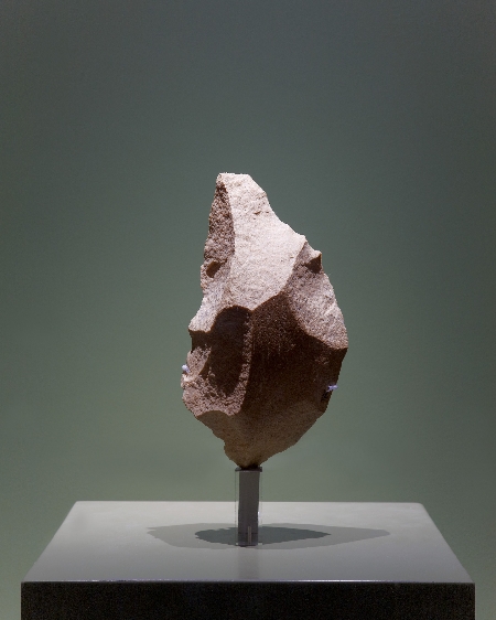 A Handaxe that Changed the Understanding of Paleolithic Cultural 이미지